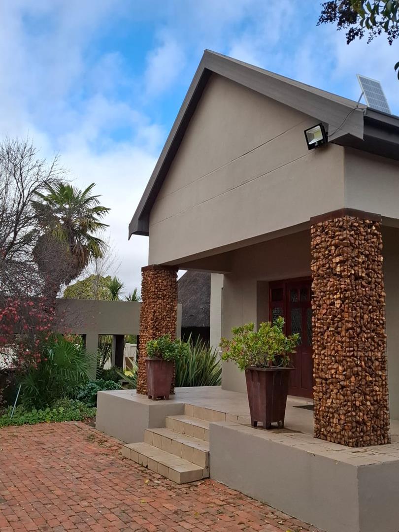 6 Bedroom Property for Sale in Harmonie Eastern Cape